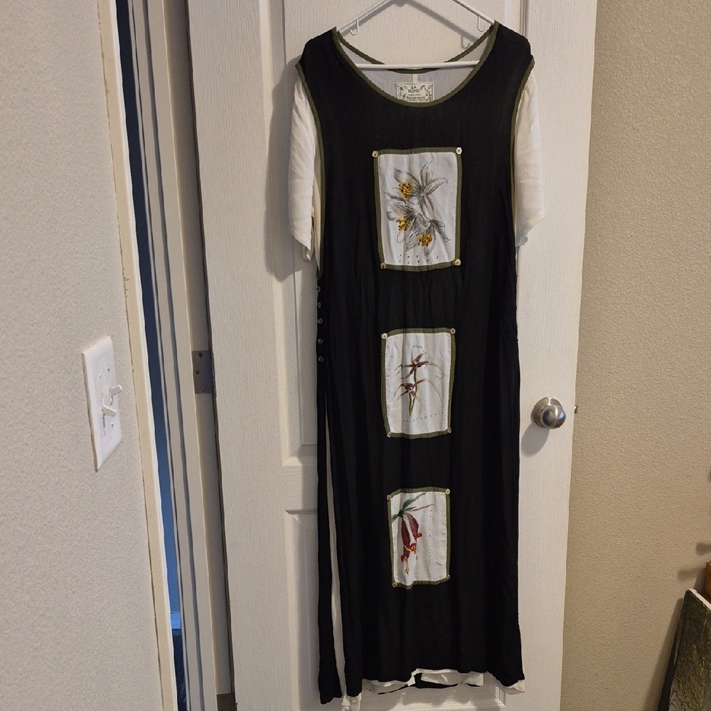 Chic Black Maxi Dress with Floral Accents